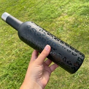 Brumate Onyx Leopard Winesulator